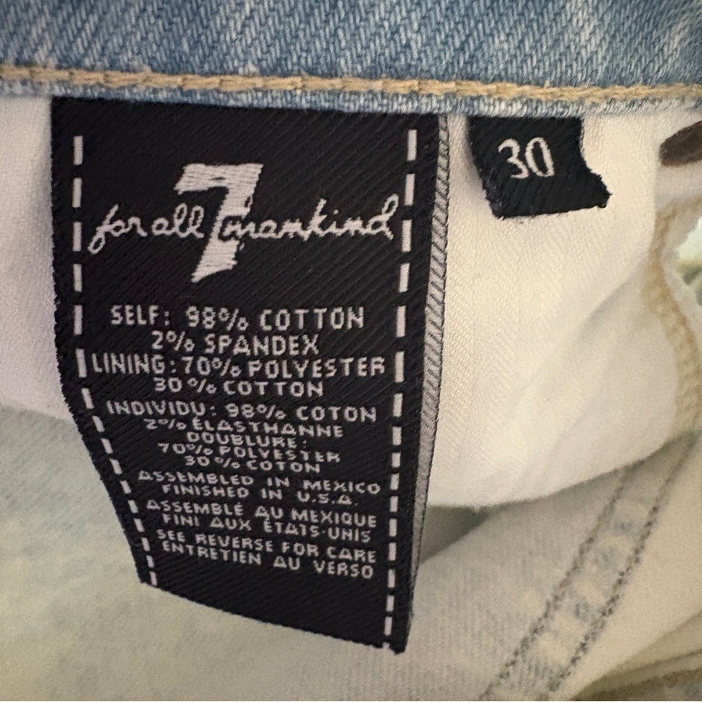 7 For All Mankind Light Wash Distressed Cutoff Denim Shorts Size 30 - Picture 4 of 4